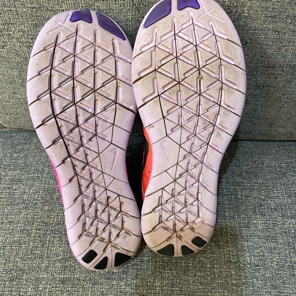 Nike Free RN Flyknit Running Sneakers Women’s Size 6.5 - Picture 9 of 9
